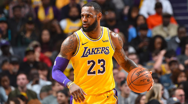 Lakers thừa nhận đang rất lo lắng về tình hình chấn thương của LeBron